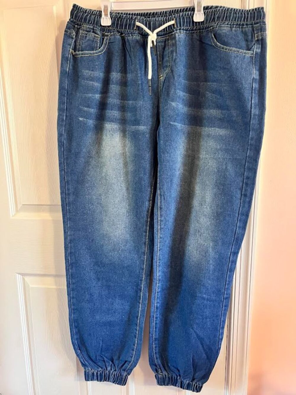 Women's Blue Elastic-Waist Denim Jogger Jeans
